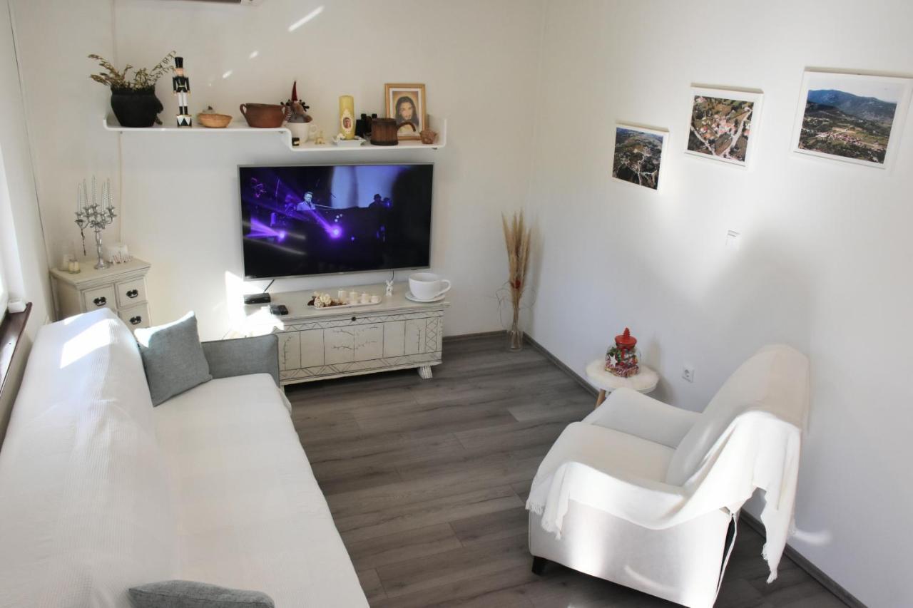 Villa Marie With Pool, Two Bedrooms For 4+2Kids Cavoglave Exterior foto